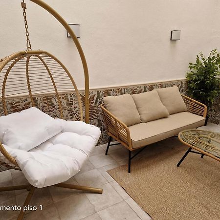 Virgen De Gracia Apartments Málaga Eksteriør billede