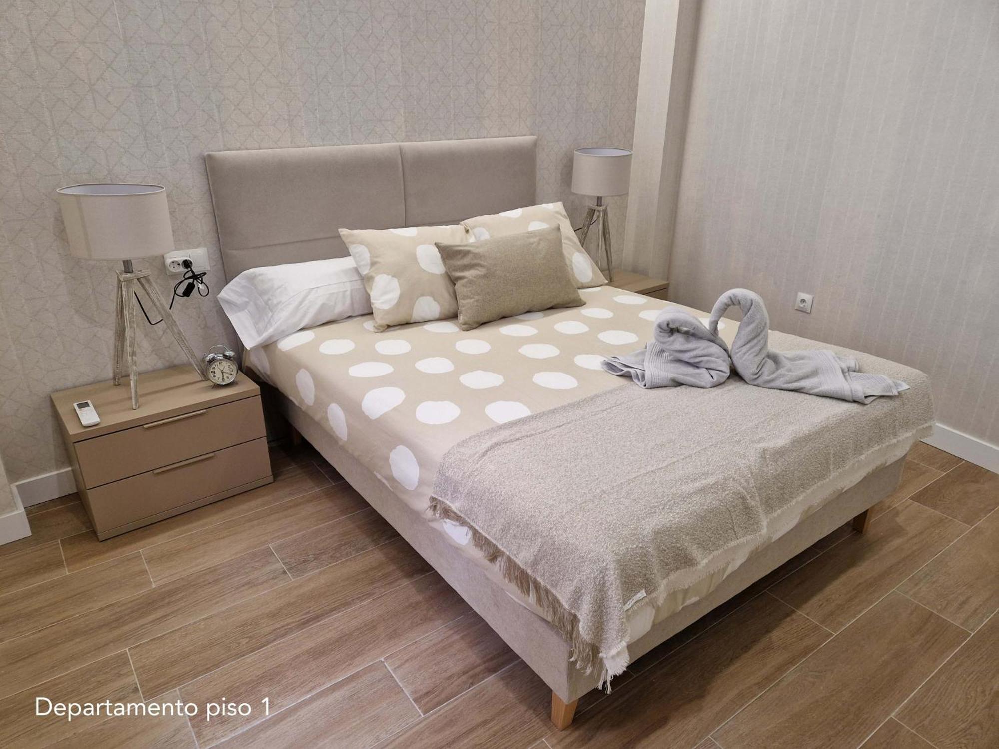 Virgen De Gracia Apartments Málaga Eksteriør billede